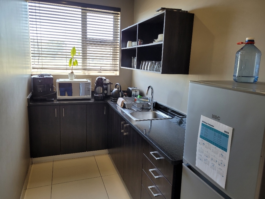 To Let commercial Property for Rent in Montague Gardens Western Cape